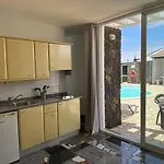 شقة Casa Noelani - Centrico Y Cerca De La Playa كوراليهو